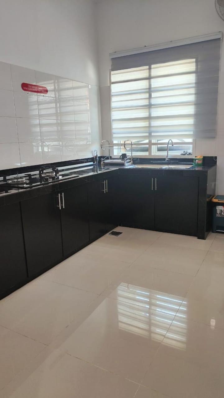 Homestay Roma Suite Kuala Terengganu Exterior foto